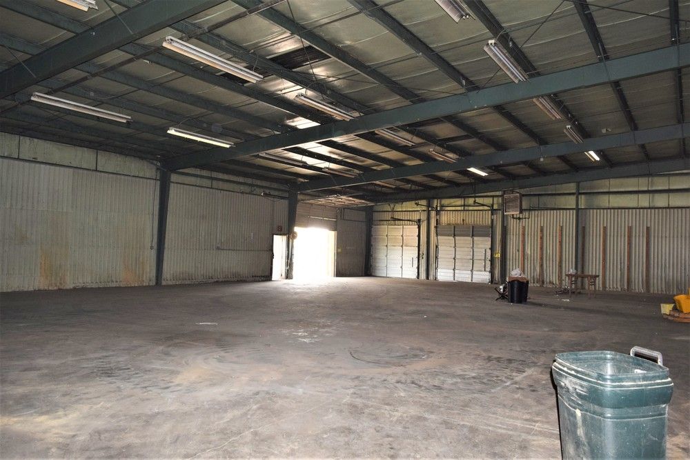 Crystal Lake: 2225 Highway 14 W, Autaugaville, AL 36003